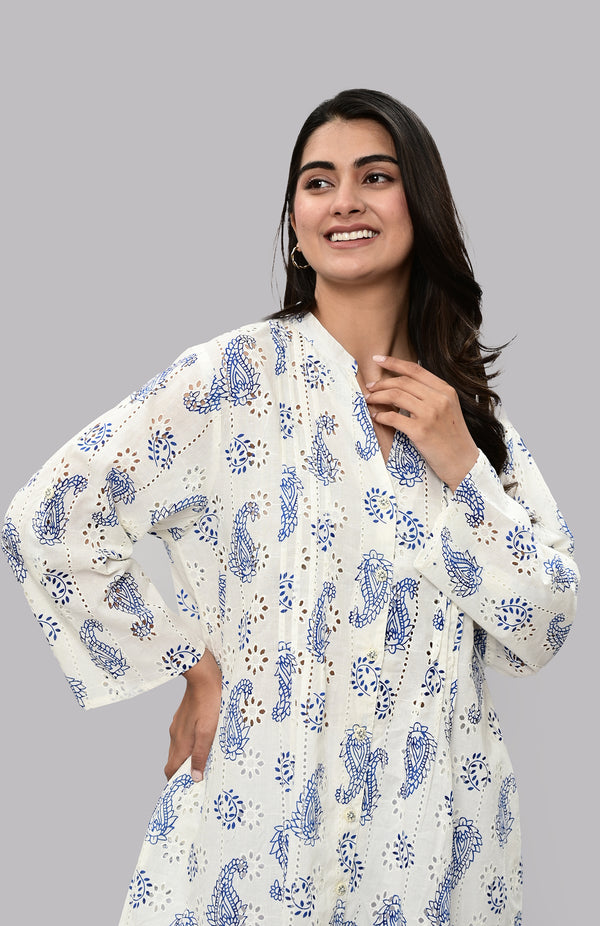 Ivory Indigo Bloom