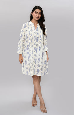 Ivory Indigo Bloom